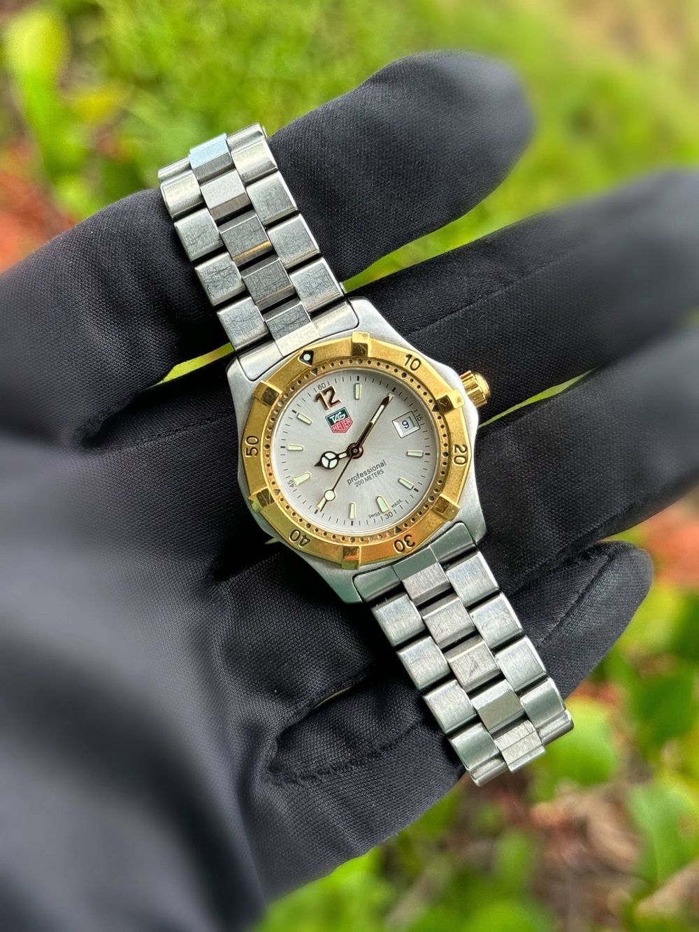 TAG Heuer Ladies Watch Two Tone Steel Professional 27mm WK1320-0 Silver Dial